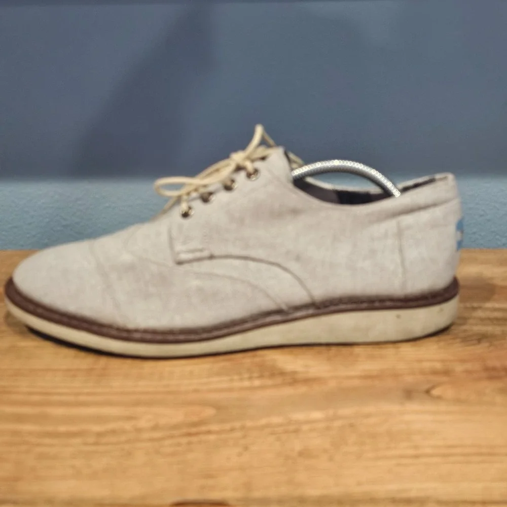 Toms Shoes Mens 10‎ Gray Canvas Oxfords Lace Up  Cap Toe Casual